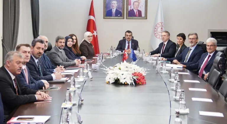 AB Türkiye Delegasyonu, Millî Eğitim Bakanlığı'nda Kabul Edildi