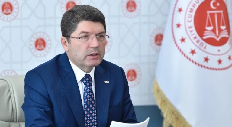Adalet Bakanı Tunç'tan Sert Açıklama: Yargıya Tehditkâr Sözler Kabul Edilemez