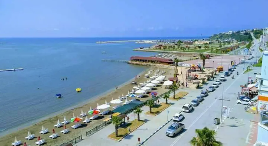 Adana Karataş Sahilleri Enkaz Altında: Halka Açık Plajlar Neden Yok Oluyor?
