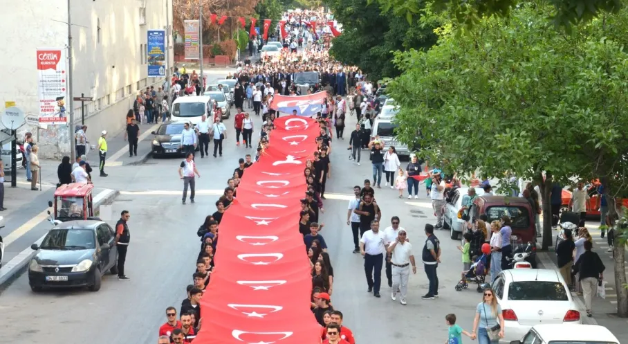 Amasya, Atatürk'ü 106 Yıl Sonra Yine Coşkuyla Ağırladı!