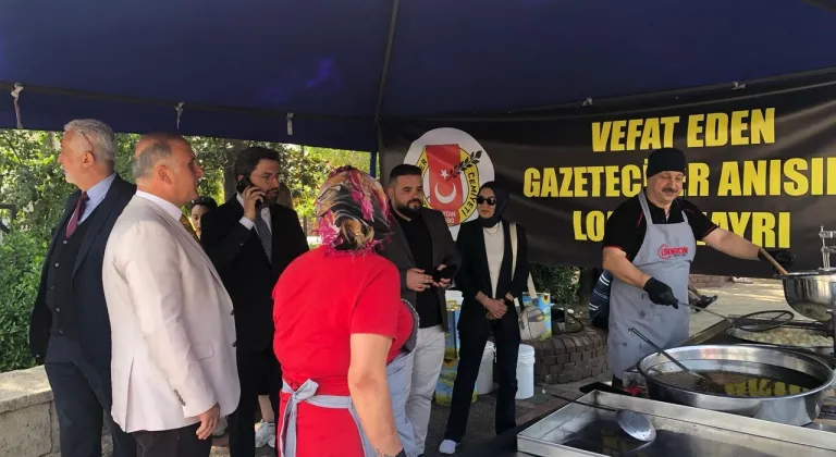 Aydın'da Gazeteciler Cemiyeti Vefat Eden Meslektaşlarını Lokma Hayrıyla Andı!