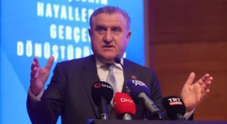 Bakan Bak'tan Üniversiteli Gençlere 120 Milyon TL Destek Müjdesi