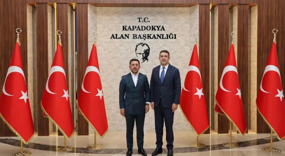 Nevşehir'den Kritik Ziyaret: Başkan Arı, Kapadokya Alan Başkanı Aslanbay ile Görüştü!