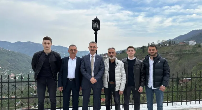 Başkan Kurukız İlçe Halkıyla Ramazan Bayramı'nda Buluştu