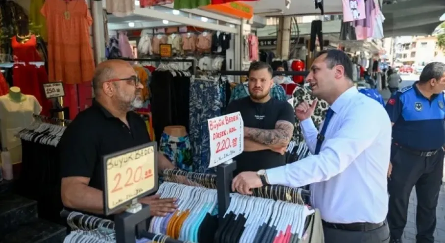 Bornova Başkanı Eşki'den Çamdibi Esnafına Sürpriz Ziyaret! Esnafın Sorunları Masaya Yatırıldı