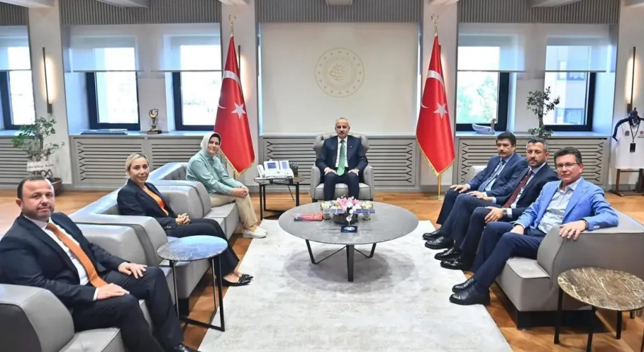 Başkan Sekmen'den Ankara Çıkarması: İbradı'nın Ulaşım Geleceği Masada!