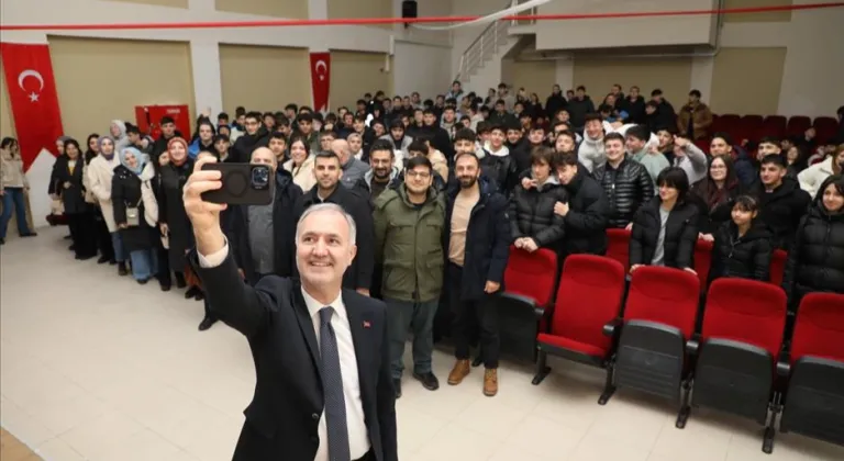 Başkan Taban, İnegöl'de Gençlerle Buluştu! İcatlarınızı Bekliyoruz