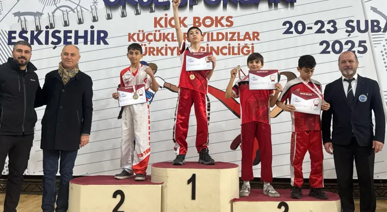 Bilecik Pazaryerili Kick Boksçular Eskişehir Şampiyonasında Zirvede