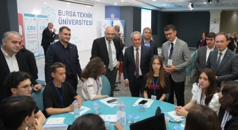 Bursa'da liseli gençler bilimi konuşacak
