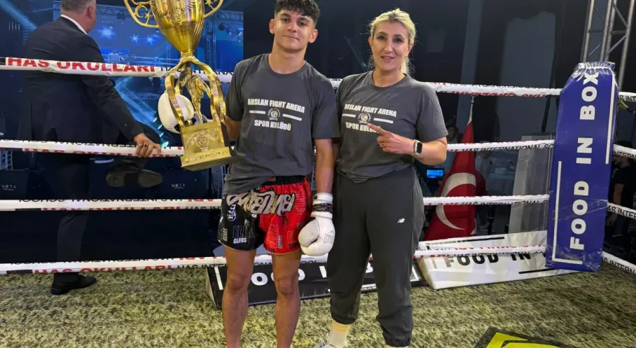 Çağatay Kıvrak Antalya'da Nakavtla Şampiyon! Muaythai Arenasında Türk Rüzgarı
