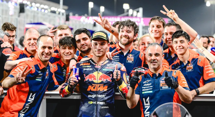 Deniz Öncü'den Tarihi Zafer! Moto2 Aragon'da Türk Bayrağı Dalgalandı!