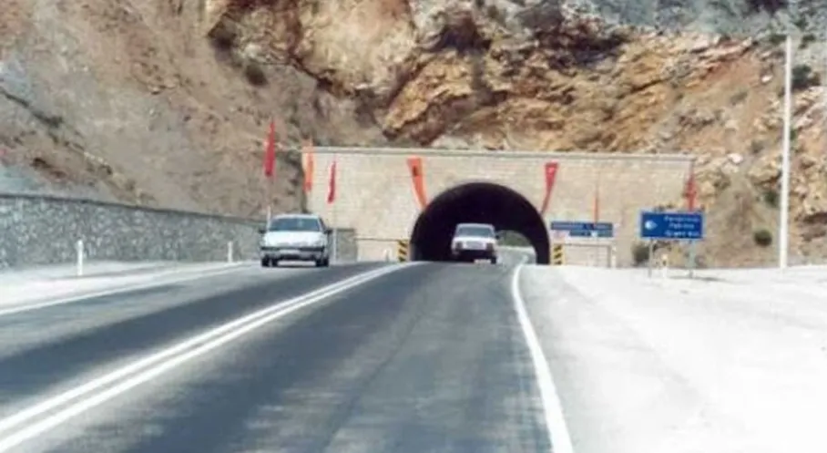 Dereboğazı Yolu'nda Ölüm Tehlikesi: CHP'den AK Parti'ye Sert Eleştiri!