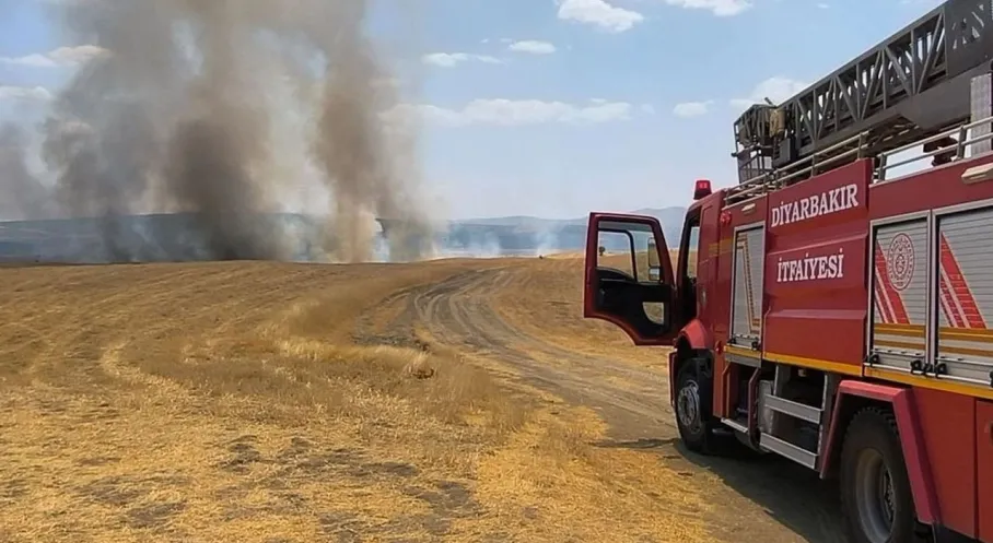 Diyarbakır'da Anız Yangınları Alarmı! Büyükşehir Belediyesi'nden Kritik Uyarı