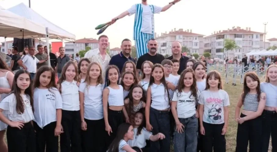 Edirne Uzunköprü'de Çocuk Şenliği Coşkusu! Festivalde Neler Yaşandı?