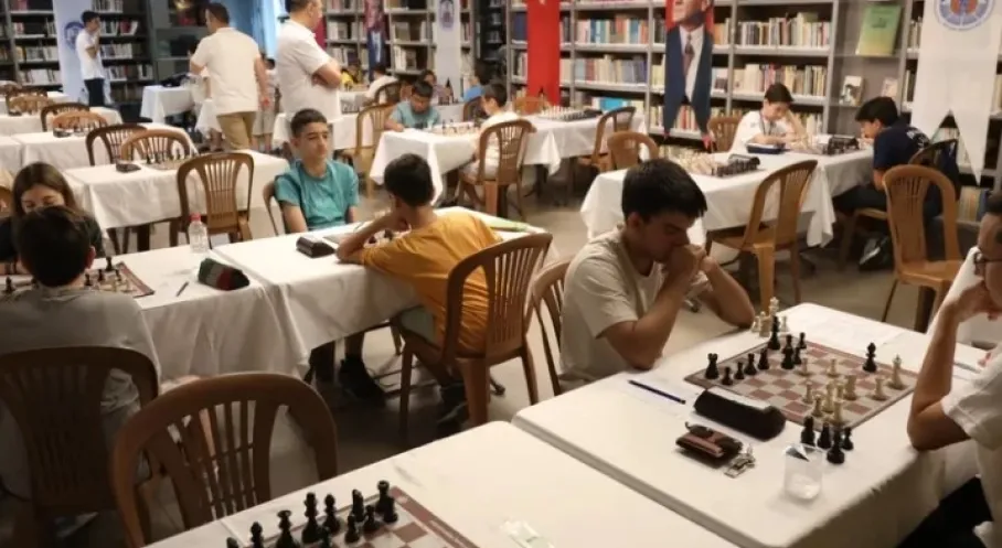 Efes'te Minik Dahiler Satranç Şöleni! Şampiyonlar Belli Oldu