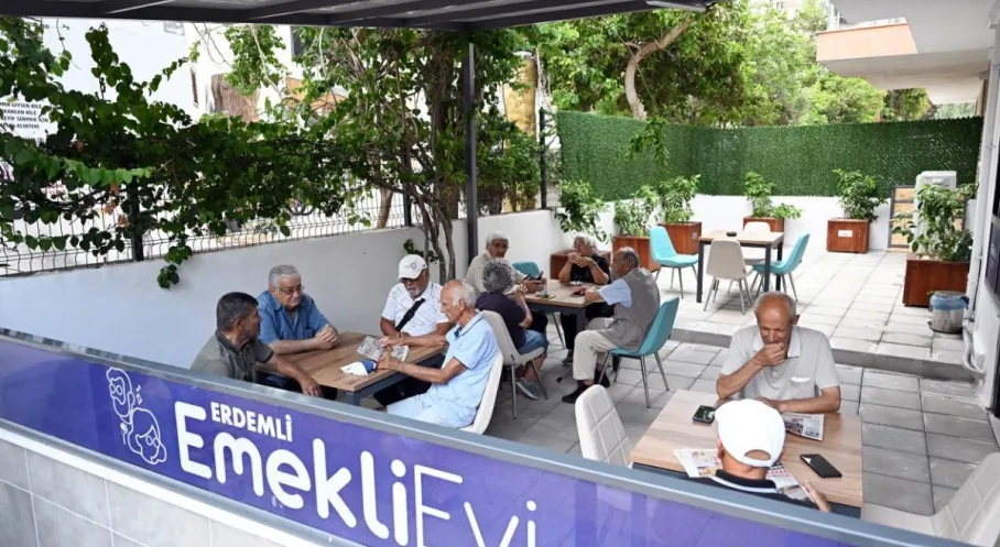 Mersin Erdemli'de Emekli Evi Yoğun İlgi Görüyor: Sosyal Yaşam Canlanıyor!