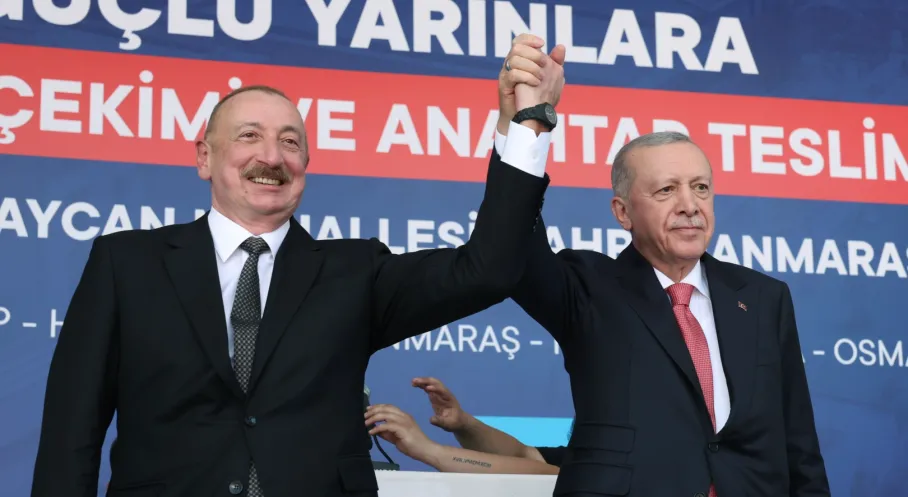Erdoğan ve Aliyev'den Kahramanmaraş'a Tarihi Ziyaret: Afet Konutları Teslim Edildi!