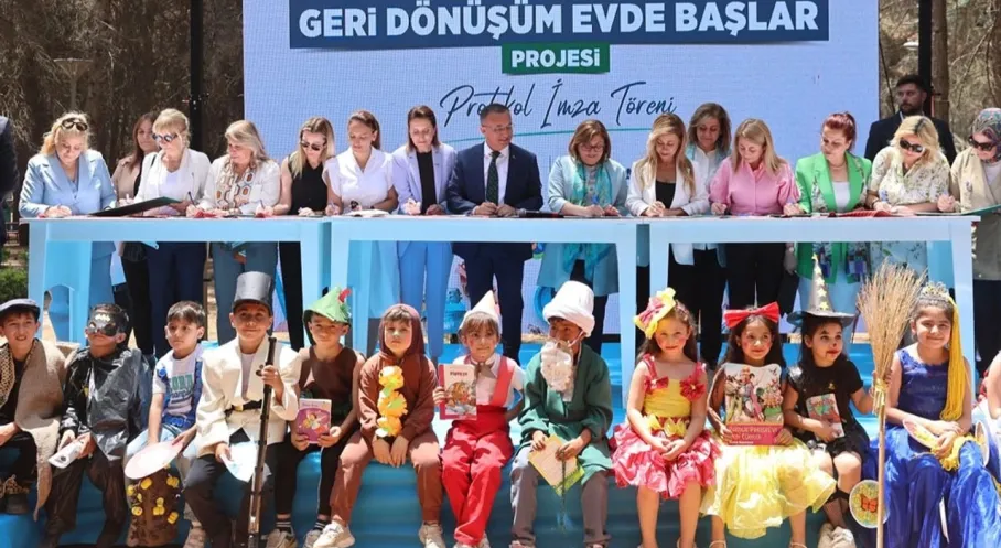 Gaziantep'te Çevre Şenliği: Geri Dönüşüm Projesiyle Doğa Bilinci Yükseliyor!