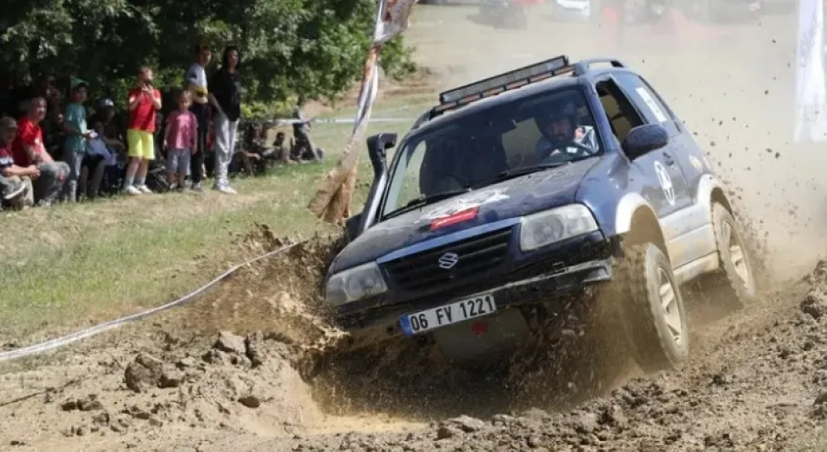 Gebze Off-Road Festivali: Motorlar Kükrüyor, Heyecan Dorukta!