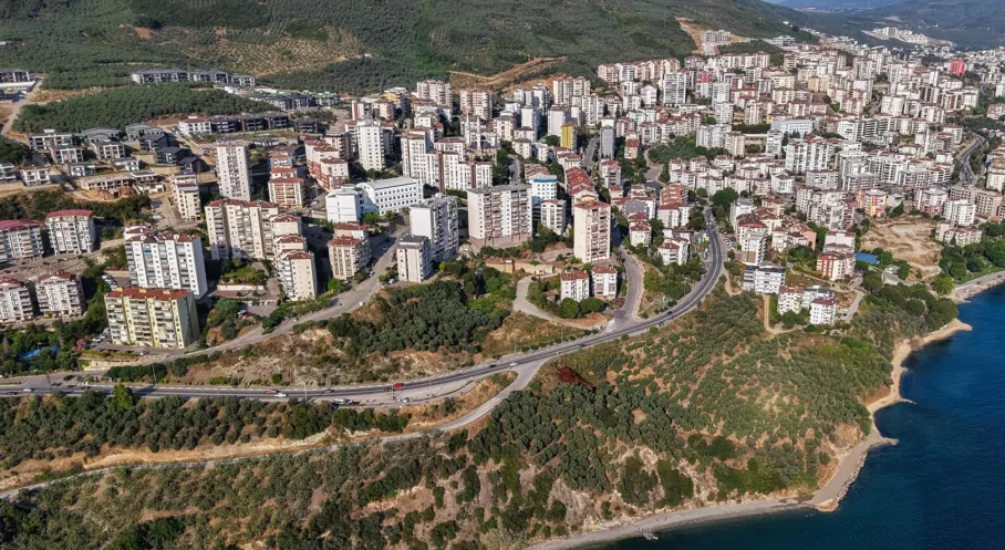 Gemlik Sahili Yenileniyor: 1 Km'lik Yürüyüş Yolu Halkla Buluşuyor!