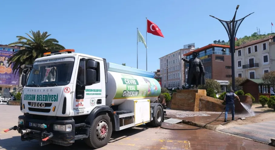 Giresun'da Temizlik Seferberliği: Cadde ve Sokaklar Pırıl Pırıl!