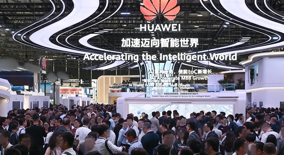 Huawei'den 5G-A ve Yapay Zeka Hamlesi! MWC Şangay'da Bomba Gelişmeler!