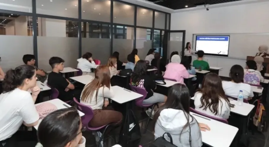 İBB Ders Atölyeleri 2024 Kayıtları Başladı: LGS ve YKS'ye Ücretsiz Hazırlık!