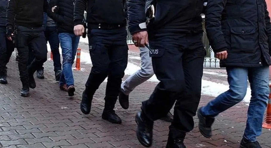 İstanbul'da Şok Baskın! 446 Aranan Şahıs Yakalandı, Detaylar!