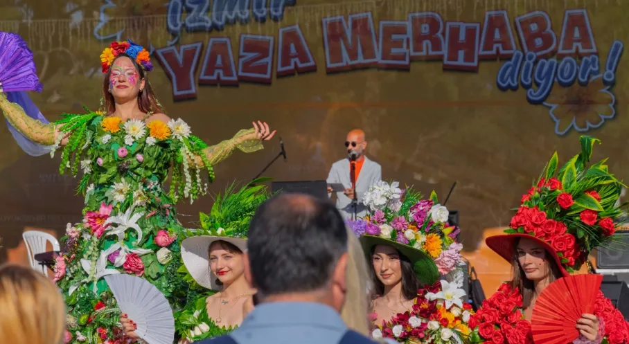 İzmir Yaza Merhaba Dedi! Kültürpark Festivali ile Coşku Dorukta