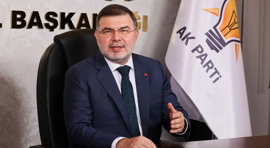 İzmir'de İşçi Kıyımı: AK Parti'den Büyükşehir'e Sert Eleştiri!