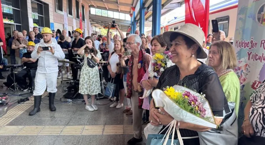 Karaelmas Ekspresi Zonguldak'ı Salladı! Turistik Seferler Başladı