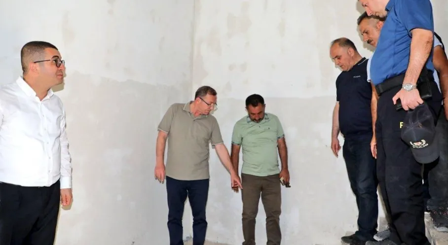 Kars Valisi Polat'tan Kağızman Emniyet Müdürlüğü İnşaatına Ziyaret!