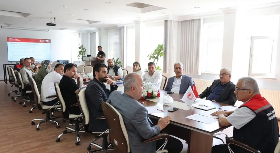 Kars'ta Kırsal Kalkınma Hamlesi: Yeni Mevzuat Yatırımları Coşturacak!