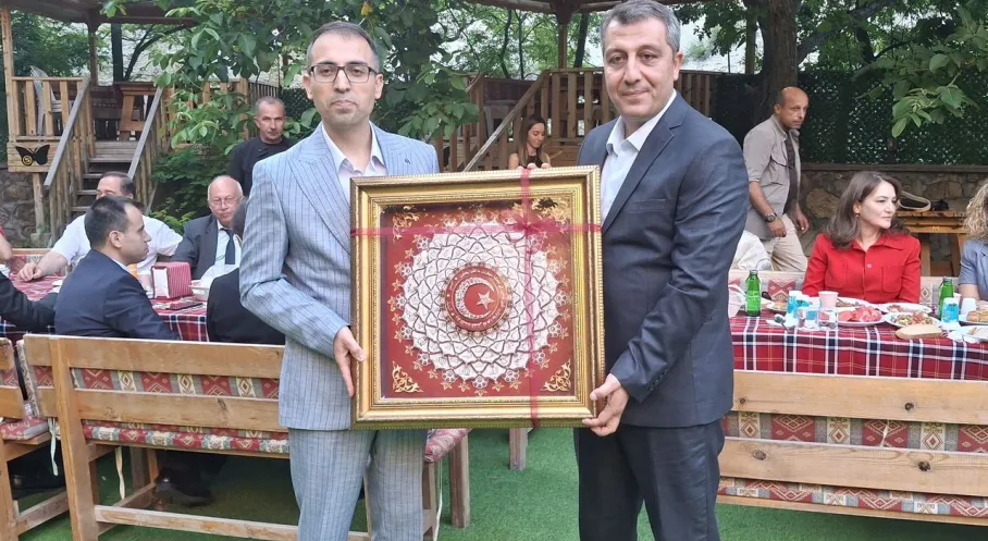 Kaymakam Vedat Yılmaz'a Veda: Beypazarı'ndan Gözyaşları İçinde Ayrıldı!