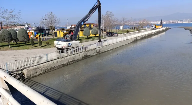 Kocaeli İSU, 525 Bin 300 Metre Dere Temizliğiyle Çevreyi Koruyor
