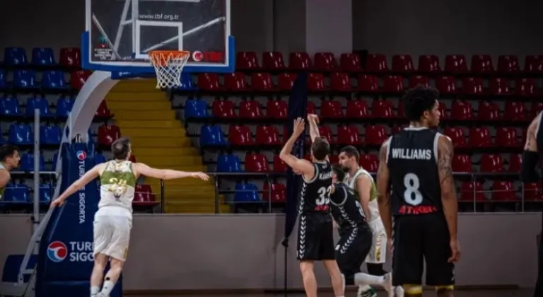 Konya Basketbol'dan Play-off Bileti! Kritik Zafer İstanbul'da Geldi