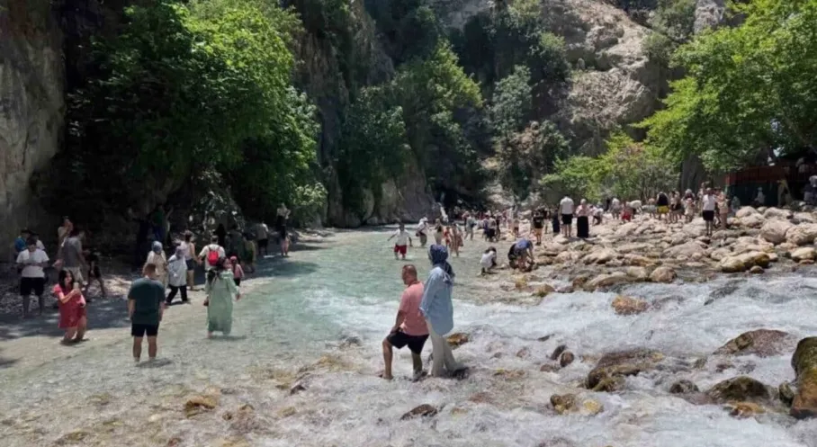 Muğla'da Turizm Patlaması! Bayramda 3 Milyon Yerli Turist Akın Etti