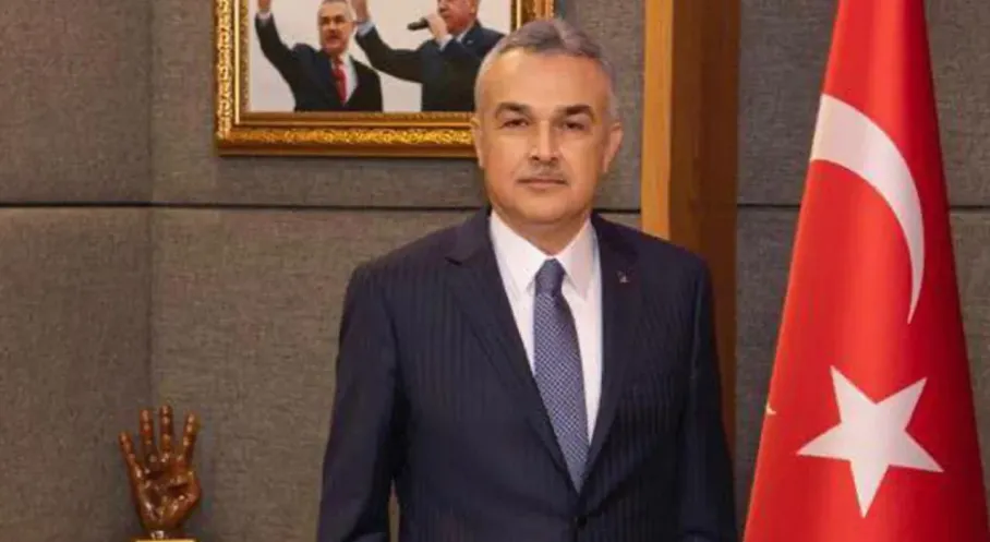 Mustafa Savaş'tan TBMM'de Rekor: KİT Komisyonu Başkanlığına 4. Kez Seçildi!