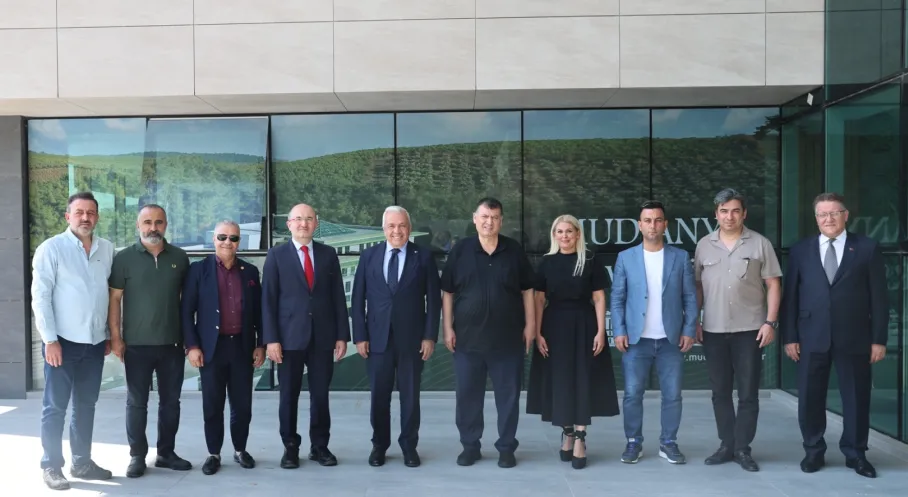 Nilüfer'de Eğitim Hamlesi: Başkan Özdemir'den Özel Okullara Destek Sözü!