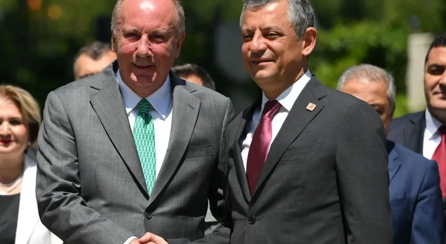 Özgür Özel'den Muharrem İnce'ye Sürpriz Ziyaret: CHP'ye Dönüş Çağrısı!