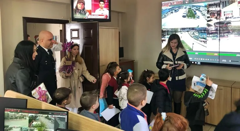 Polis Haftası Kutlamaları Gelibolu'da Coşkuyla Gerçekleştirildi