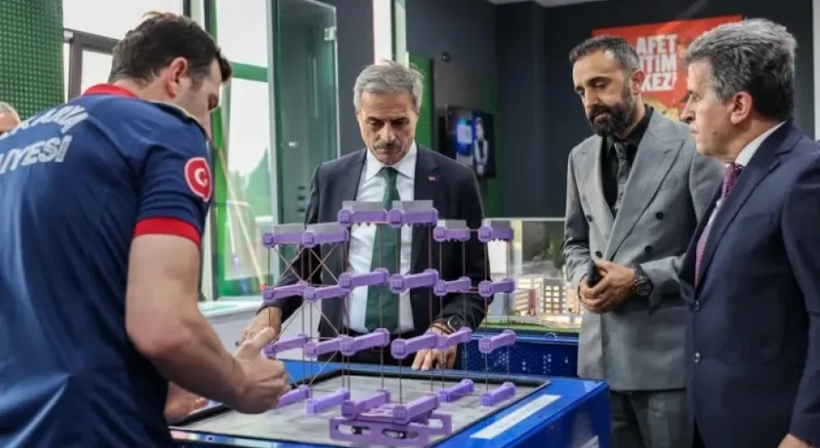 Sakarya'da Afet Eğitimi Seferberliği: Yeni Merkez Açıldı!