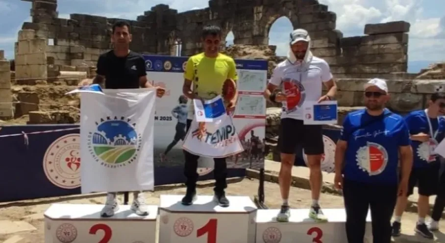 Sakarya'dan Gururlandıran Haber: Sporcular Türkiye Şampiyonalarında Zirveye Oynuyor!