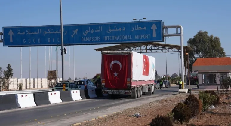Şam Havalimanı Yenileniyor: Türkiye'den Suriye'ye ARFF Araçları Gönderildi