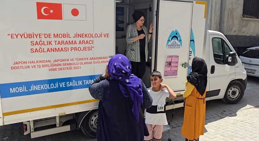 Şanlıurfa'da Mobil Sağlık Devrimi! Eyyübiye Belediyesi Vatandaşın Ayağına Sağlık Götürüyor