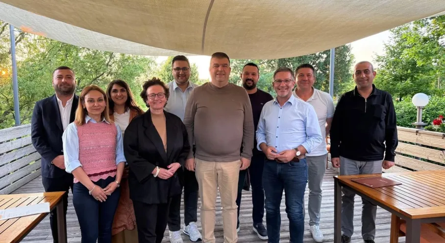 Seferihisar ve Hamm Kardeşliği Yeniden Alevlendi: Almanya'da 'Seferihisar Günü' Coşkusu!