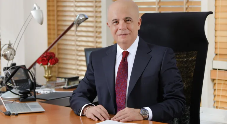 Son Dakika: Ali Ülker, Yıldız Holding Yönetim Kurulu Başkanlığını Mehmet Tütüncü'ye Devretti!