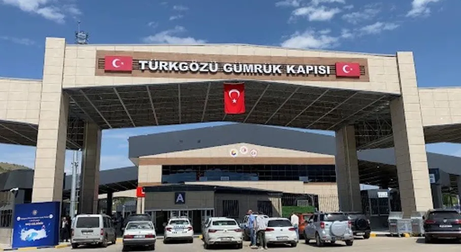 Türkgözü Sınır Kapısı'nda Rekor! 22 Ayda 272 Bin Araç Geçişi