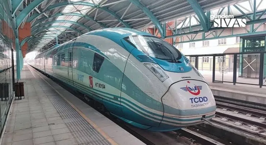 Ulaştırma Bakanı'ndan Müjde: 8 Milyon Vatandaş Daha Yüksek Hızlı Trene Kavuşuyor!