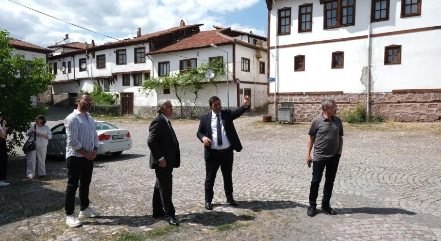UNESCO Türkiye Komisyonu Başkanı Güdül'ü Ziyaret Etti: Kültürel Miras Vurgusu